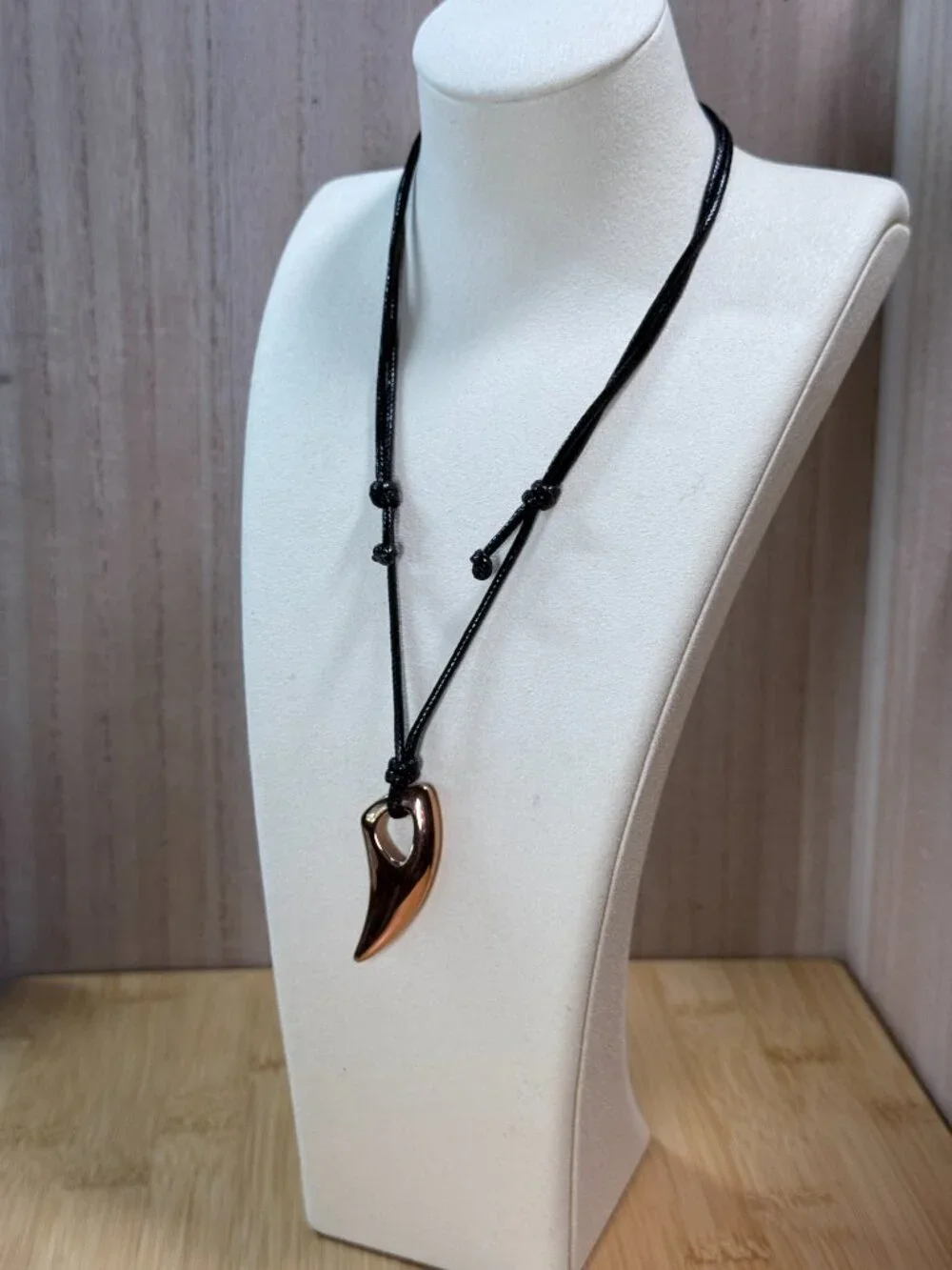 Rose Gold Stainless Steel Wolf Tooth Necklace Adjustable